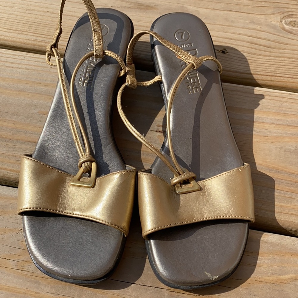 Premier Collection Shoes - Picture 2 of 5